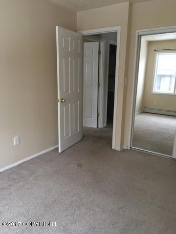 720 W 75th Ave unit B, Anchorage, AK 99518 - photo 6
