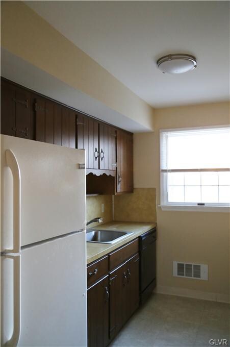 1727 Livingston St unit 3, Allentown, PA 18104 - photo 6
