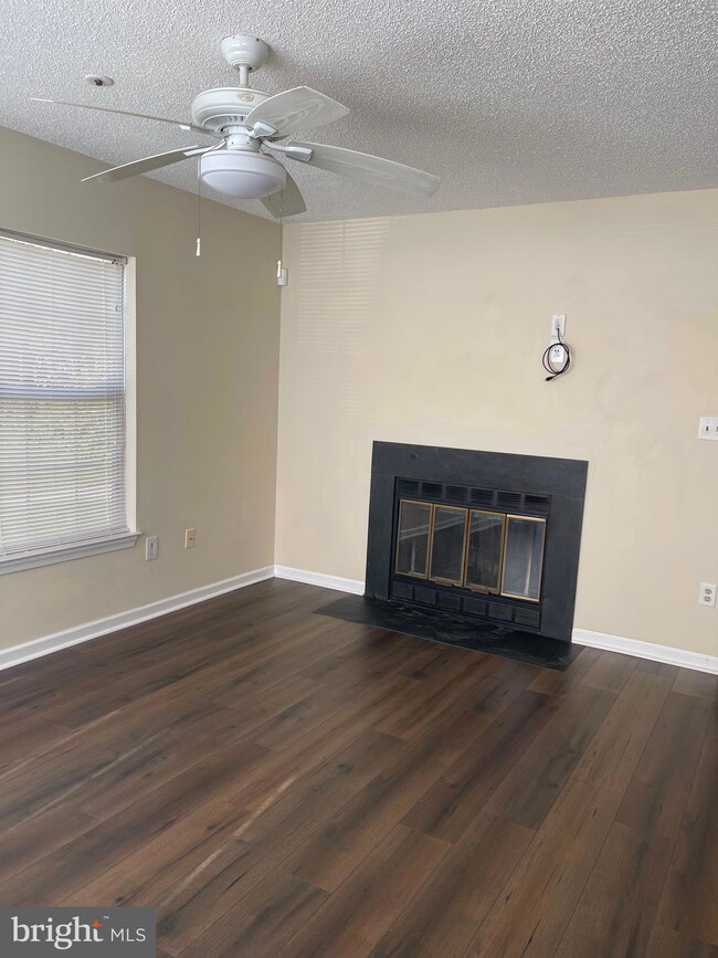 15615 Easthaven Ct, Bowie, MD 20716 - photo 4