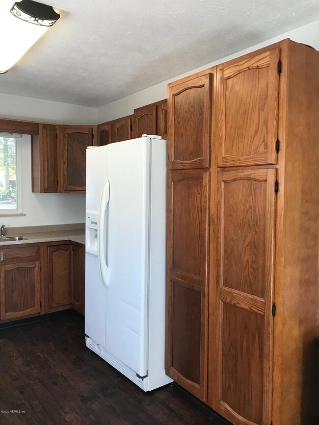 004_Kitchen