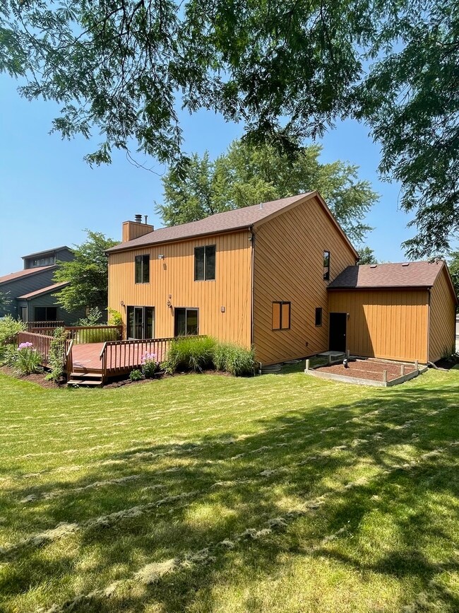 720 Young Ave, Batavia, IL 60510 - photo 4