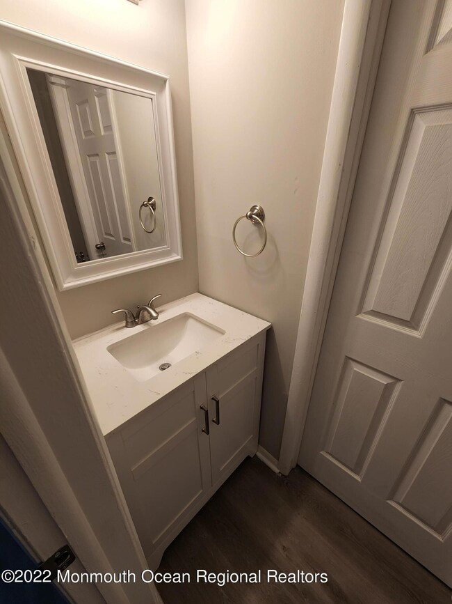 205A Cypress Point Cir unit 2051, Mount Laurel, NJ 08054 - photo 7