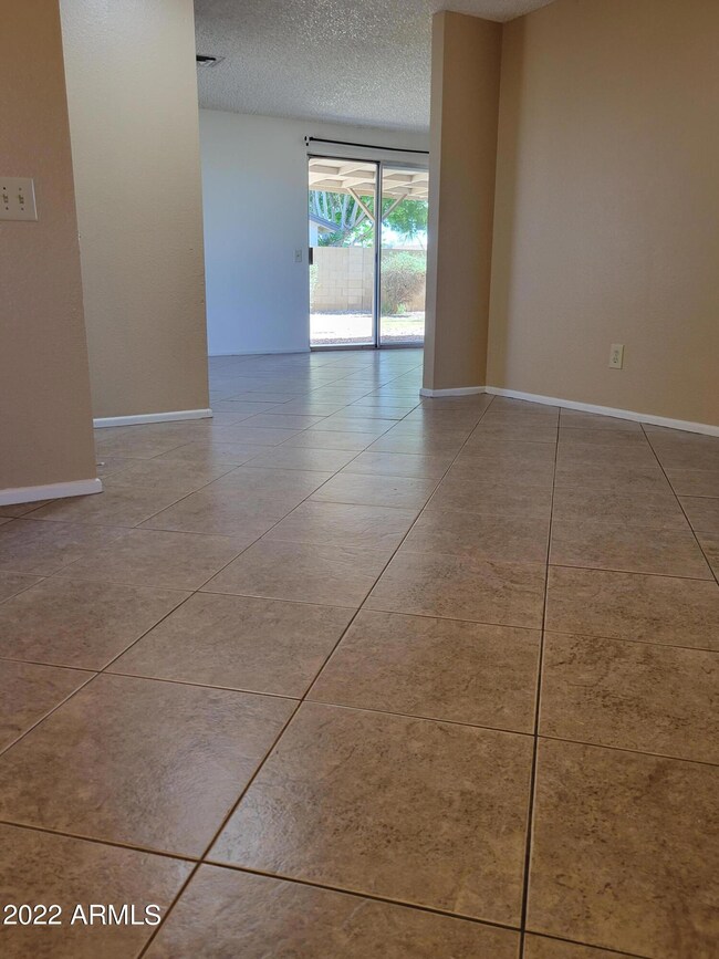 1529 W El Alba Way, Chandler, AZ 85224 - photo 5