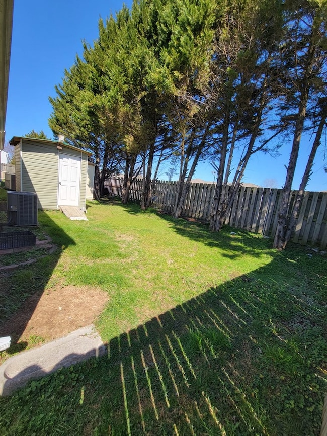 1410 Classic Chase Dr, Dalton, GA 30721 - photo 3