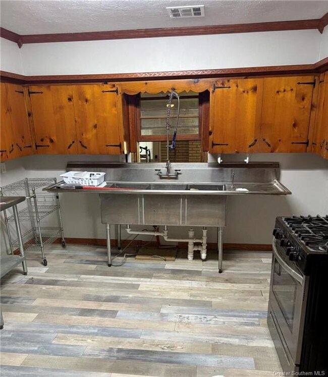 10446 Keystone Rd, Welsh, LA 70591 - photo 5