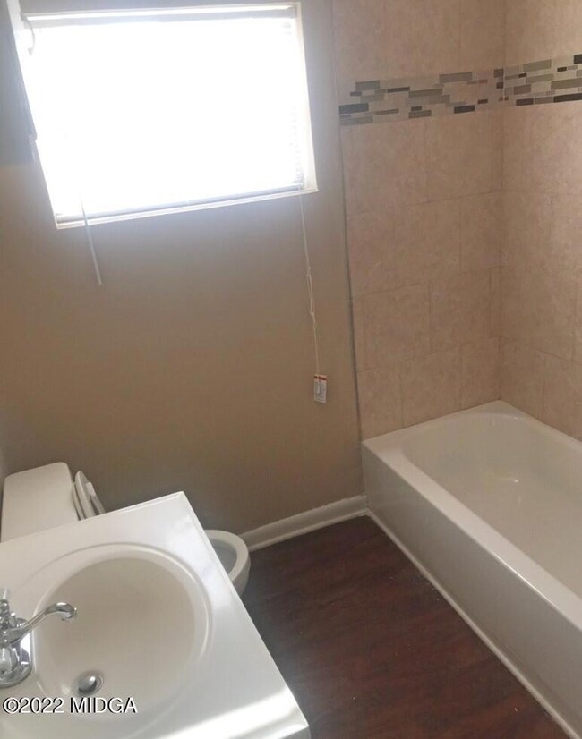 Bathroom (4)