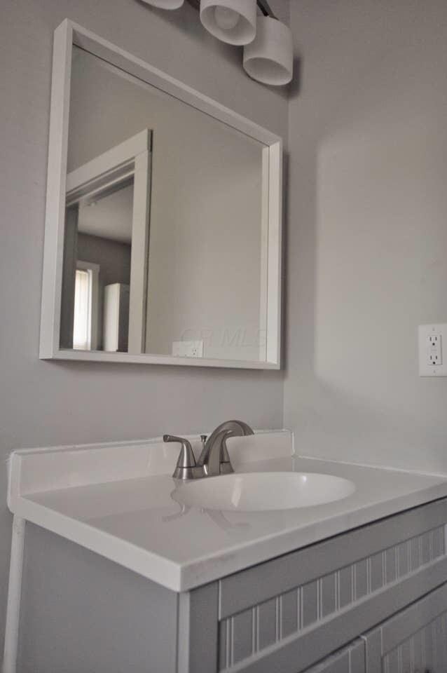 1376 E Long St unit 378, Columbus, OH 43203 - photo 3