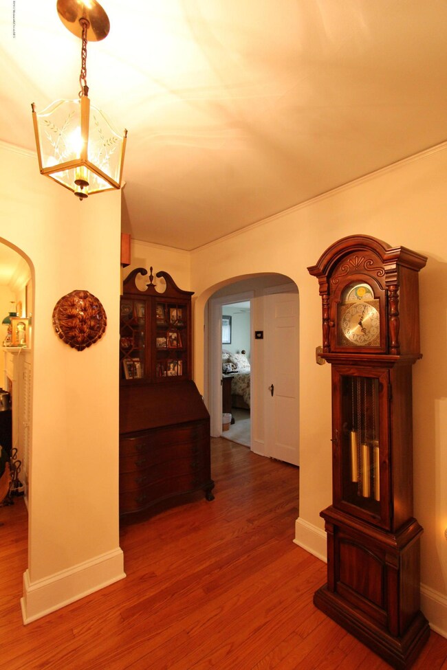 838 Arnold Avenue (13)