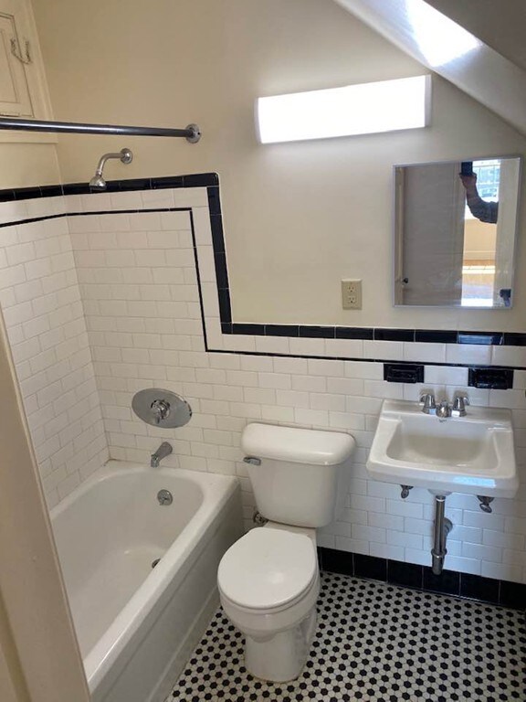 4 Columbian St unit 14, South Weymouth, MA 02190 - photo 4