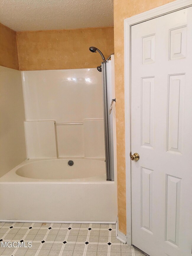 master bathroom 2