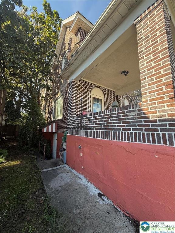 Side entrance to the basement