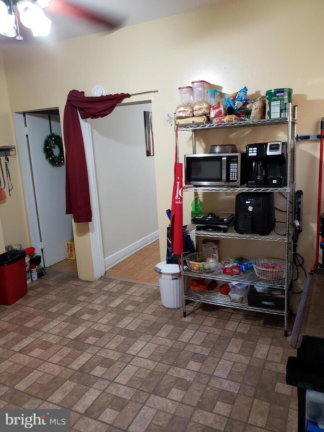 212 N 29th St, Camden, NJ 08105 - photo 7