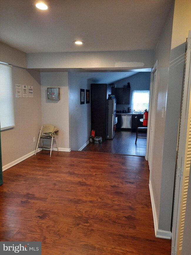 117 Columbia Ave, Lindenwold, NJ 08021 - photo 4