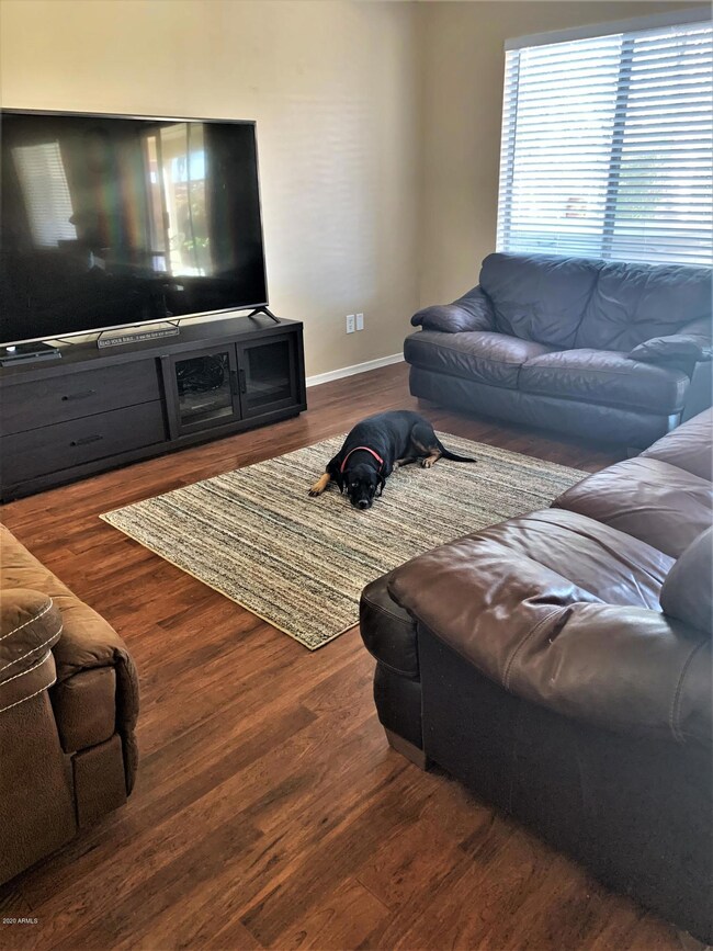 Living room 6