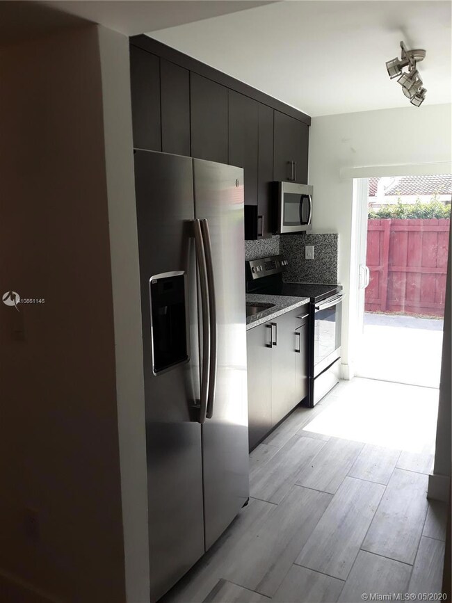 15260 SW 80th St unit 9, Miami, FL 33193 - photo 2