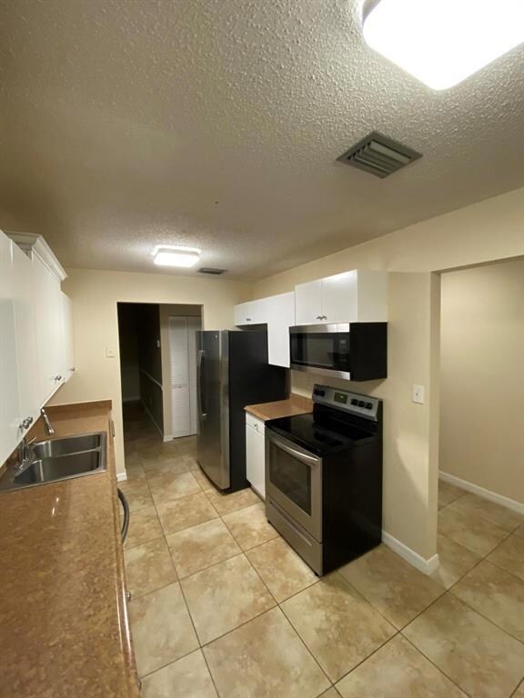 5437 Gene Cir, West Palm Beach, FL 33415 - photo 5