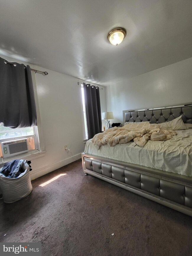 333 N 13th St, Reading, PA 19604 - photo 5