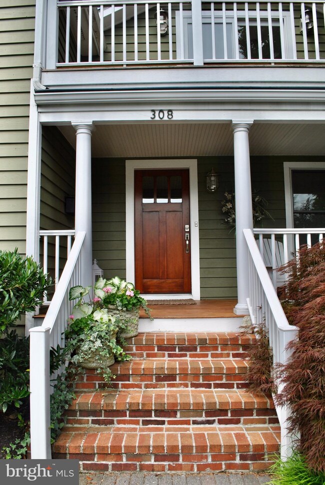 308 Riverview Ave, Annapolis, MD 21403 - photo 2