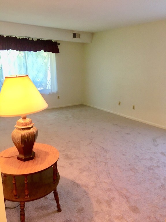 4700 N Main St unit 2J, Fall River, MA 02720 - photo 7