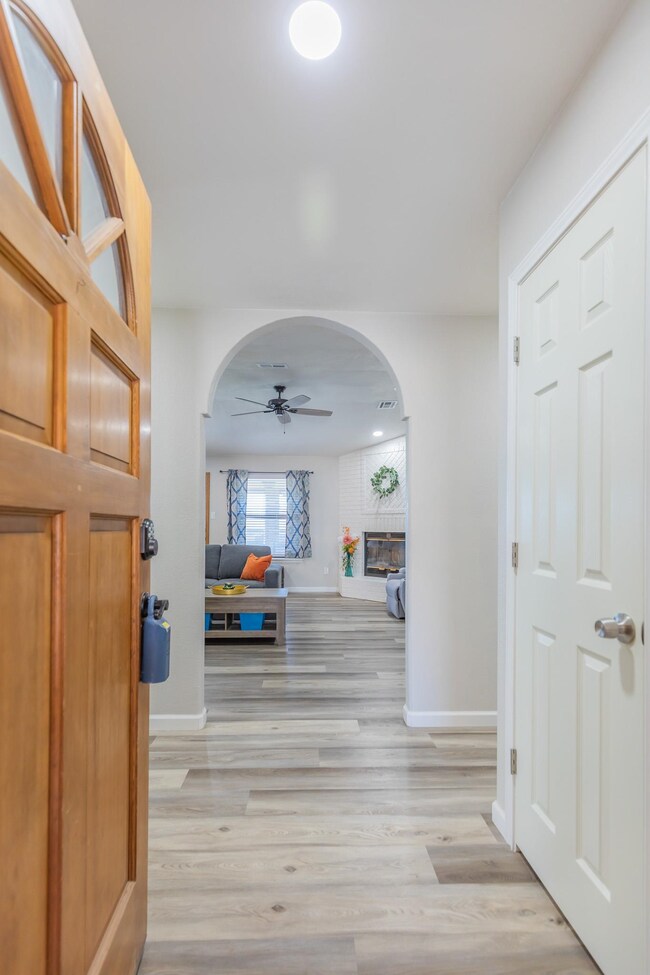 761 Montwood Ct, Alamogordo, NM 88310 - photo 4