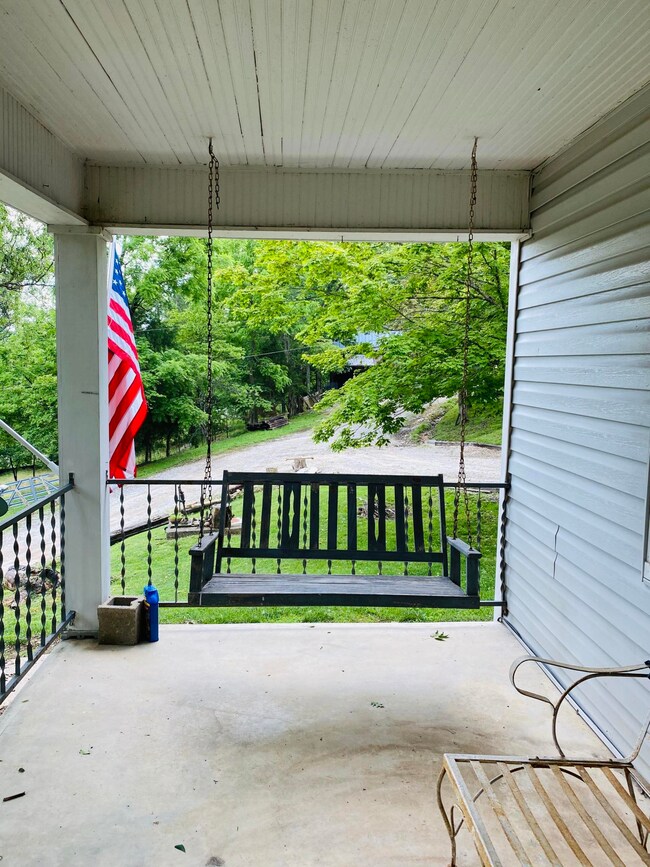 7695 Rush Branch Rd, Somerset, KY 42501 - photo 2