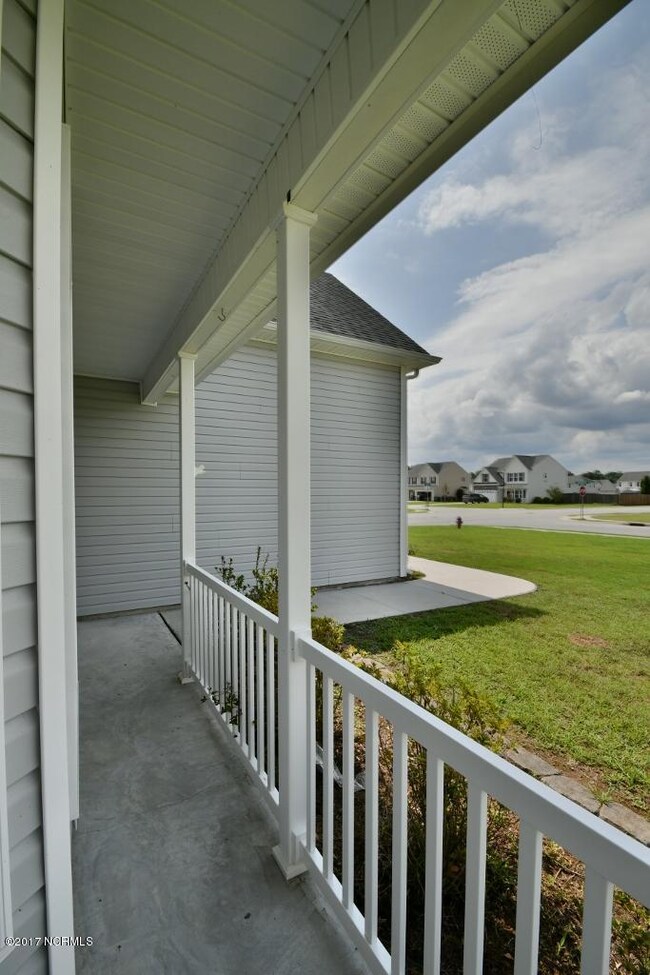 200 ESQUIRE  (10) (683x1024)