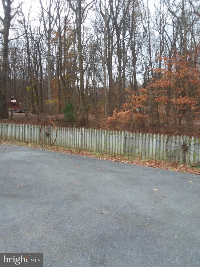 2092 S Forge Rd, Palmyra, PA 17078 - photo 4