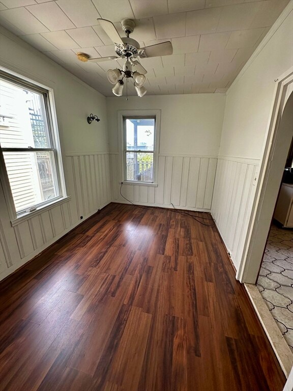 592 E 3rd St unit 3, Boston, MA 02127 - photo 5