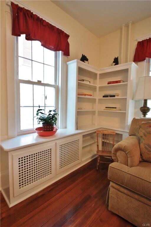 622 W Lafayette St, Easton, PA 18042 - photo 6