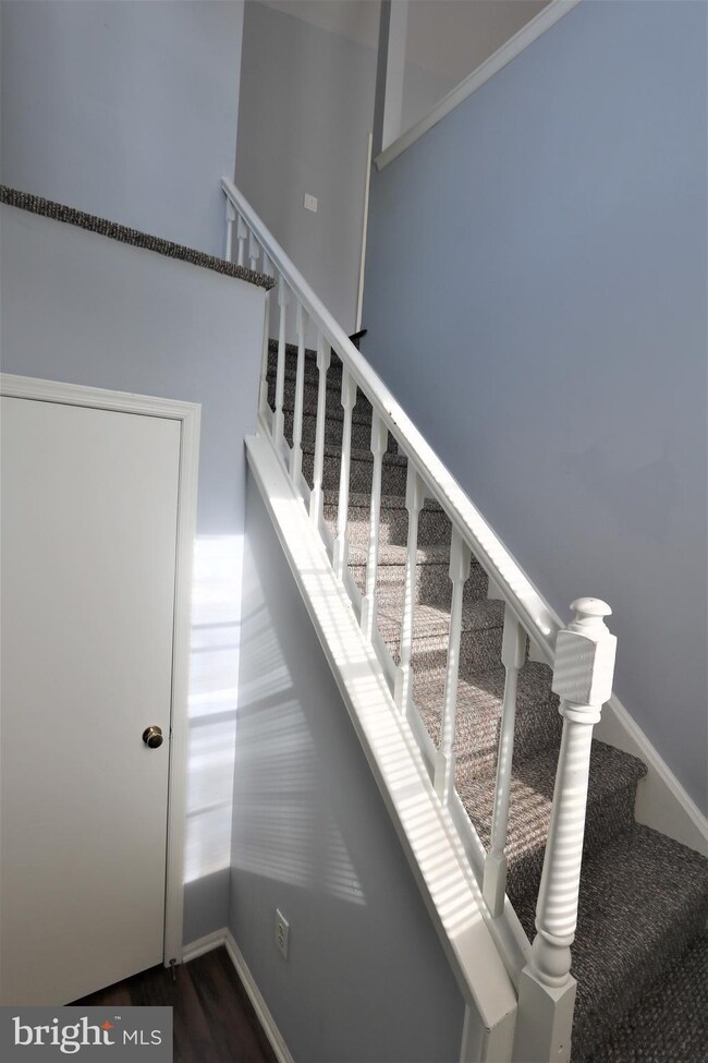 246 Andover Place, Trenton, NJ 08691 - photo 5