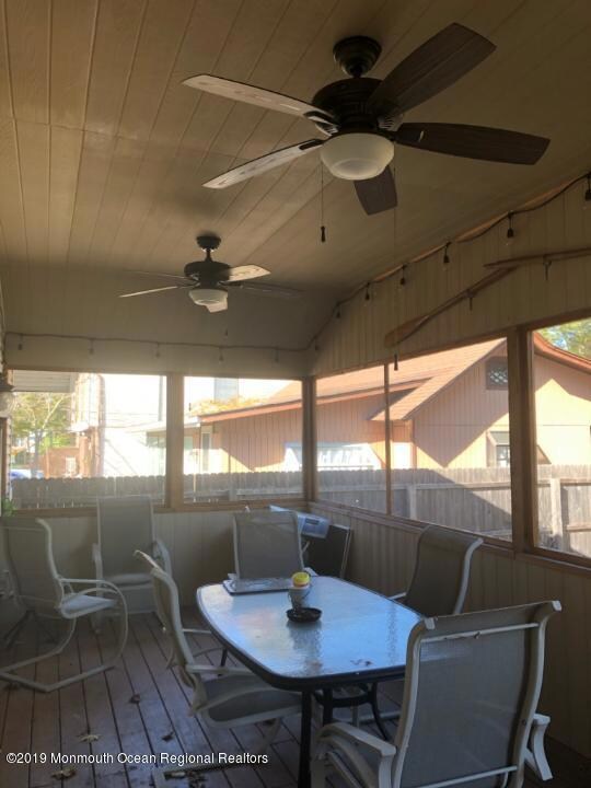 129 LB back Porch