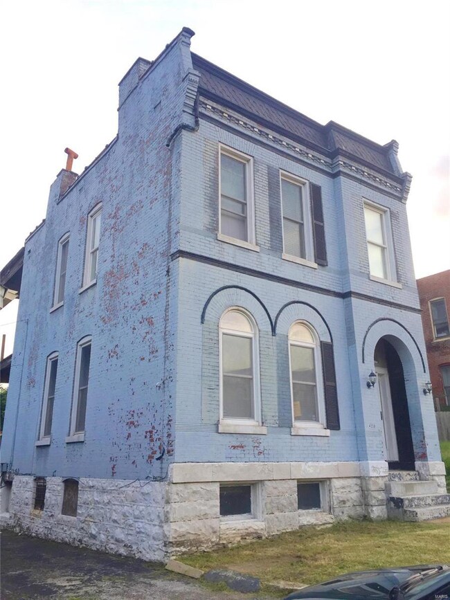 4558 Carter Ave, Saint Louis, MO 63115 - photo 2
