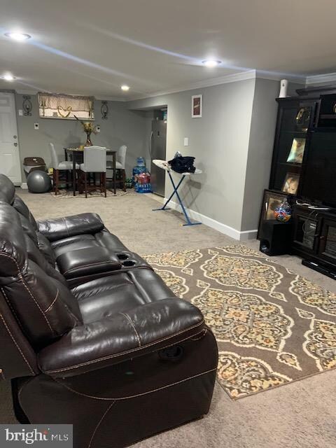 1054 Middleborough Rd, Essex, MD 21221 - photo 3