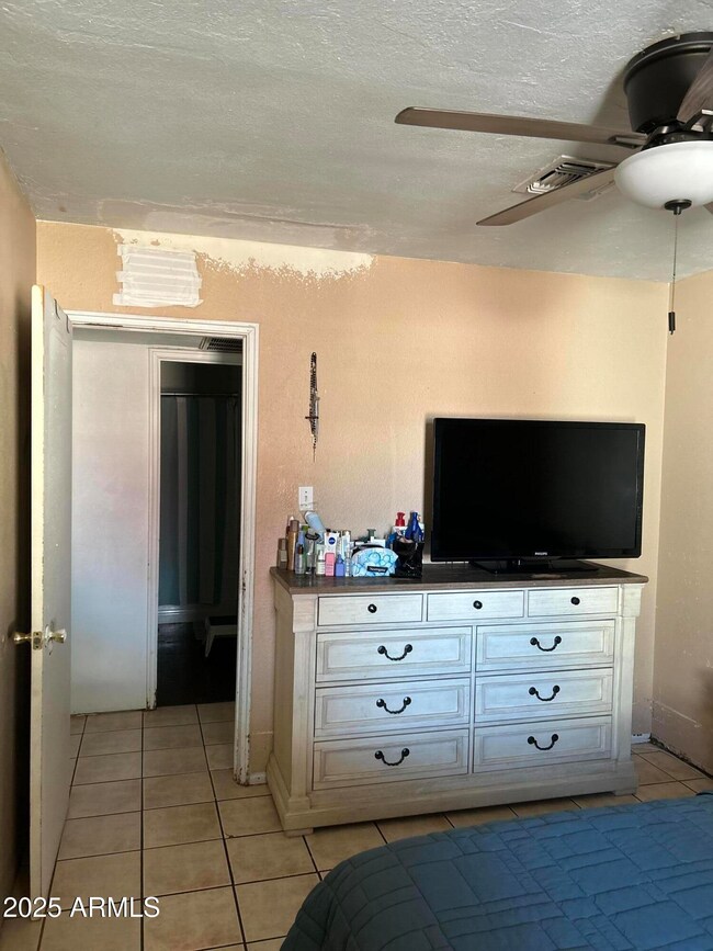 4718 E. Pierce St. bedroom #2