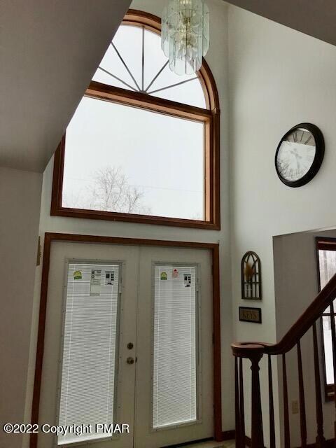 2426 Allegheny Dr, Blakeslee, PA 18610 - photo 7