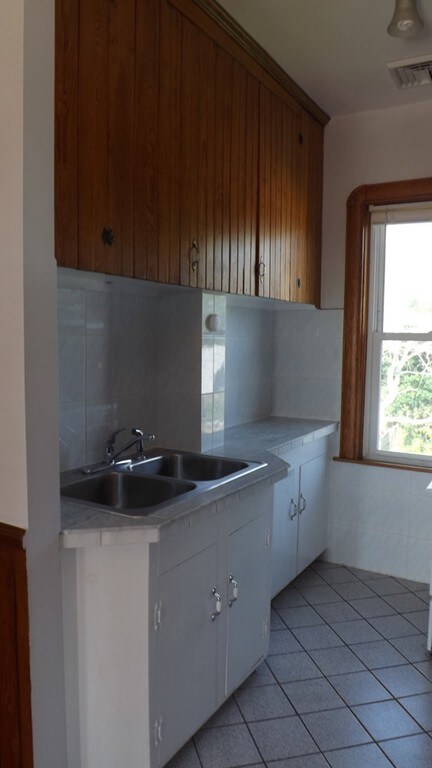 22 Shove St unit 3, Fall River, MA 02724 - photo 7