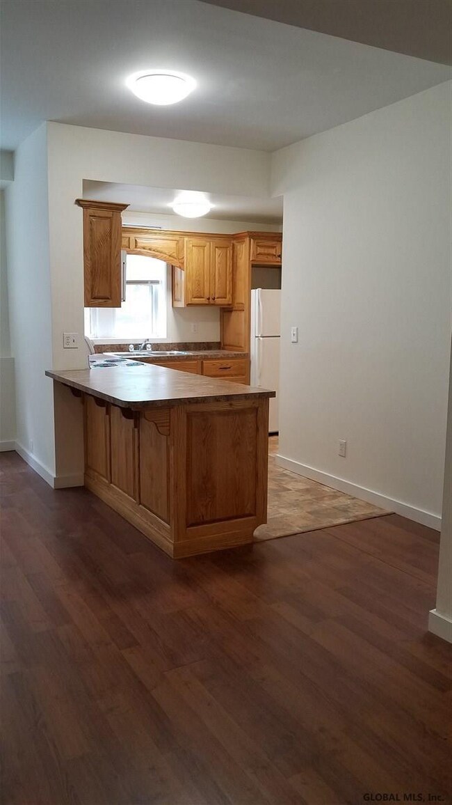 37 Parkwood St unit 9, Albany, NY 12208 - photo 7