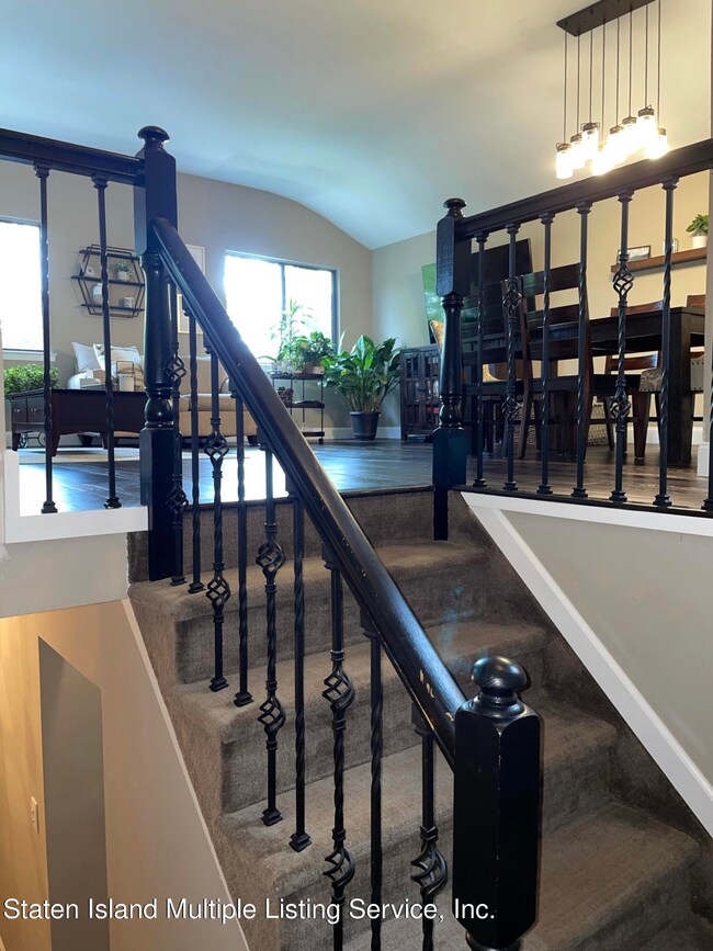 219 Katan Ave unit B, Staten Island, NY 10308 - photo 5