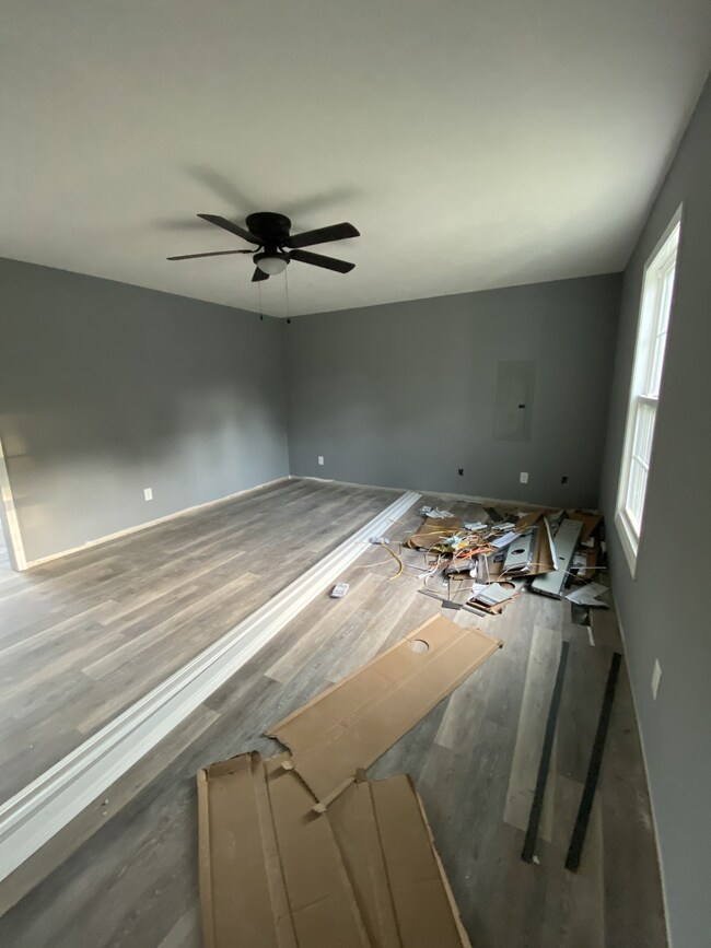 114 Shelton Rd, Manchester, TN 37355 - photo 3