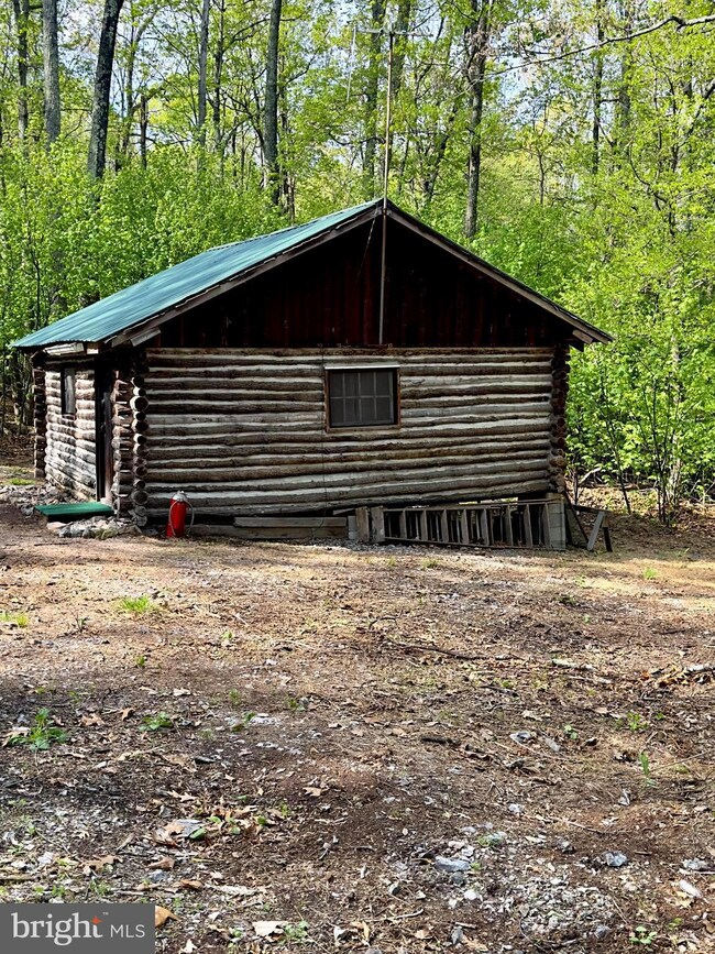 1765 Peters Mountain Ln, Upper Tract, WV 26866 - photo 3
