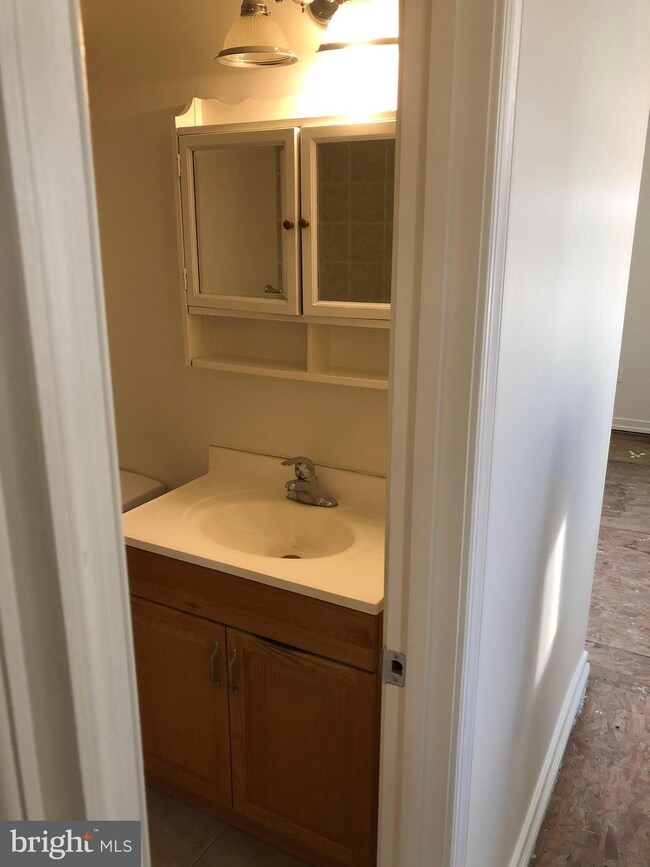 514 N Collington Ave, Baltimore, MD 21205 - photo 7