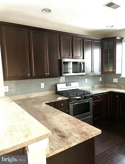 8192 Falls Grove Dr unit 11, Manassas, VA 20111 - photo 7