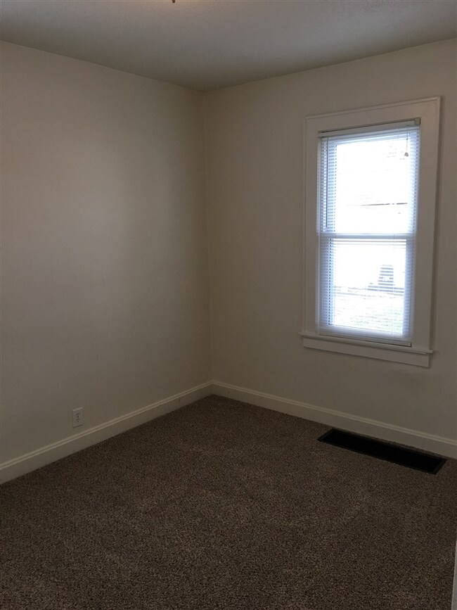 221 Vann Ave Evansville, IN 47714