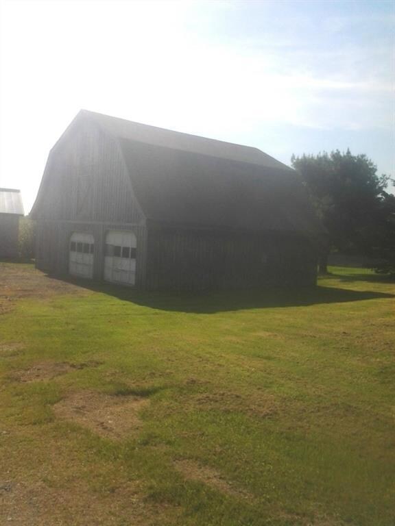 407 E Ridge Rd, Skowhegan, ME 04976 - photo 5