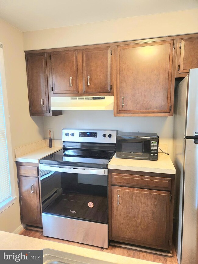 805 Elfin Ave, Capitol Heights, MD 20743 - photo 7