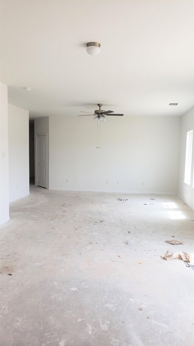 1171 Magnolia Branch Ln, Tomball, TX 77375 - photo 5