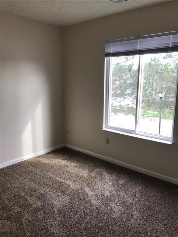 724 Pine Lake Dr, Greenwood, IN 46143 - photo 6