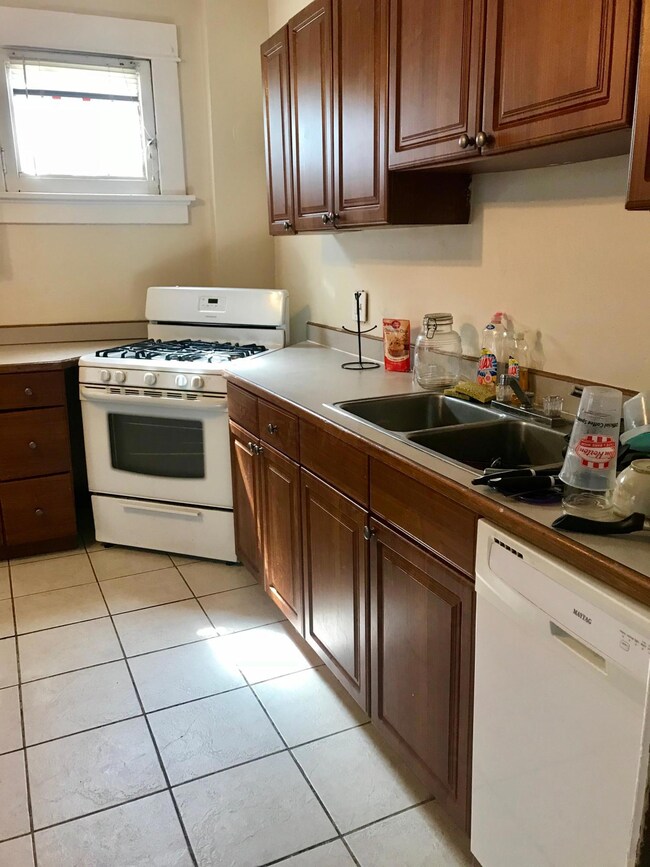 2209 Summit3