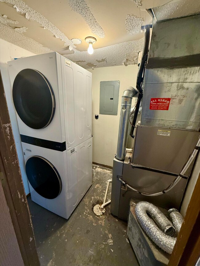 3707 S Luster Ave unit A, Springfield, MO 65804 - photo 6