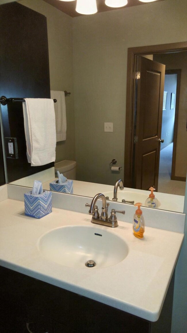 2nd bathroom